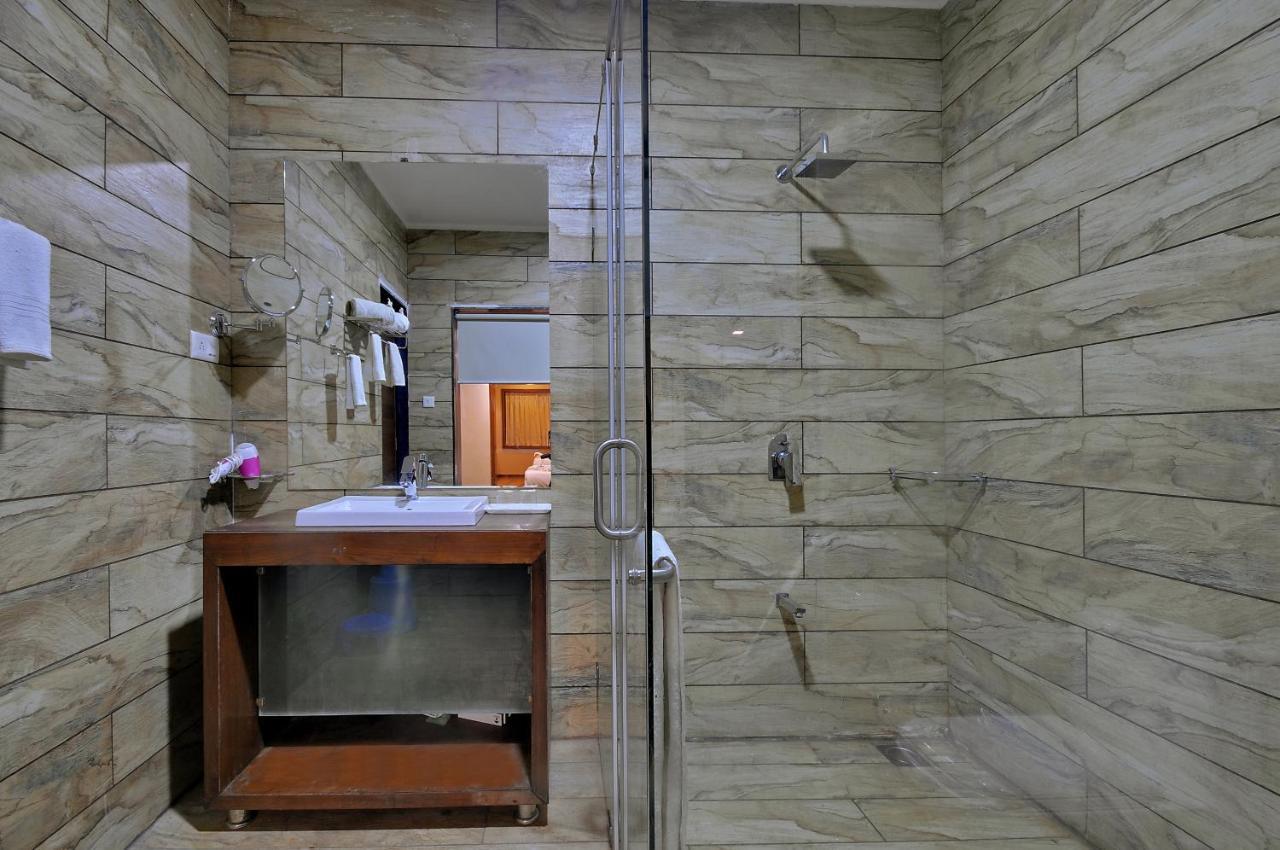 Vishal Lords Inn Gir Forest Malanka Exterior foto